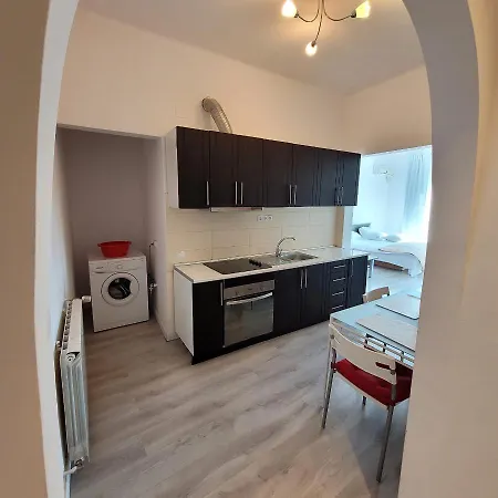 Anastasia Apr 28b Beautiful View * Bükreş