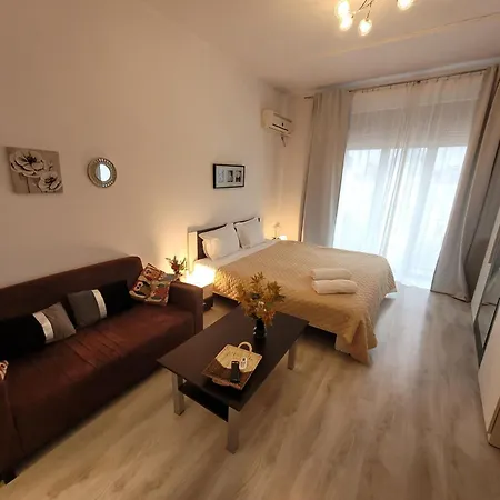 Daire Anastasia Apr 28b Beautiful View Bükreş