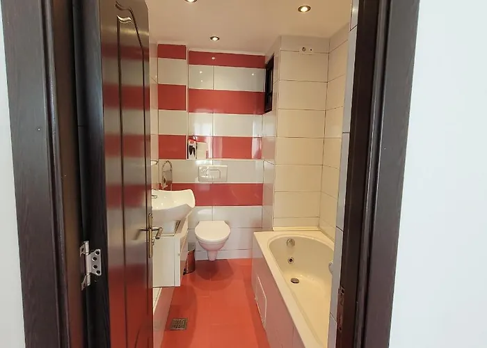 Anastasia Apr 28b Beautiful View * ブカレスト