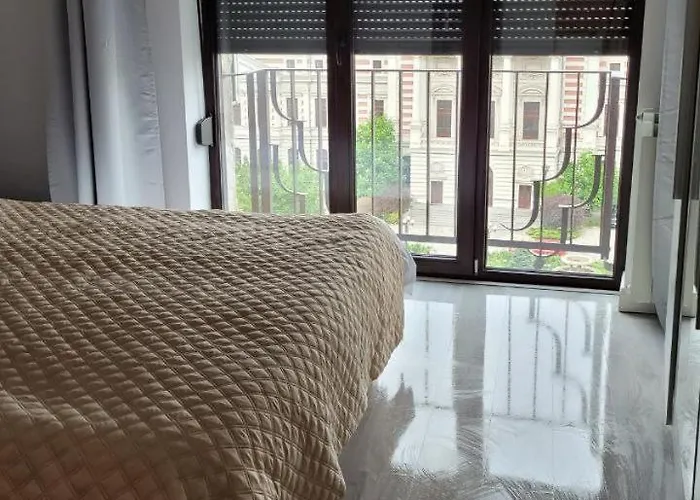 Anastasia Apr 28b Beautiful View